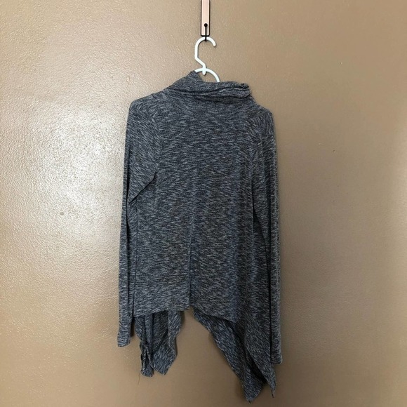 Elan Grey Cowl Neck Long Sleeve Tunic One Size - Picture 6 of 7